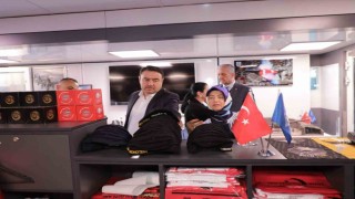 Vali Işından Kartal Vakfının sosyal sorumluluk projesine destek
