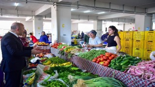 Vali Varol, Buharkentte esnaf ve vatandaşlarla bir araya geldi