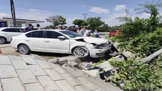 Vanda trafik kazası:2 yaralı