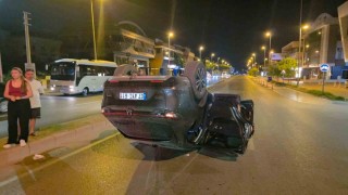 Virajı alamayan araç takla attı, sürücü yaralandı