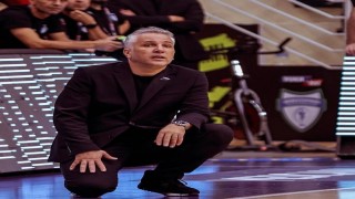 Y. Denizli Baskette ilk imza Zafer Aktaşa
