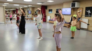 Yaz sanat kursları çocukları ve gençleri sanatla buluşturuyor