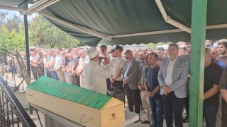 Yeni aldığı motosikletle kaza yapan genç gözyaşları arasında toprağa verildi