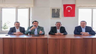 Yılmaz, fıstıkçılar sitesi esnafıyla buluştu