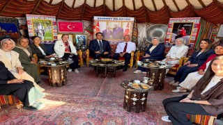 Yılmaz Şehitkamilin otağında misafirlerini ağırladı