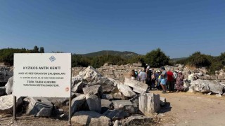 Yunan turistlerden Kyzikos Antik Kentine ziyaret