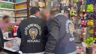 10 yıldır aranan firari dükkanında yakalandı, kelepçeye itiraz etti