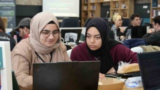 200 binin üzerinde genç için üniversite yolculuğu başlıyor: "TÜRGEV öğrencilerinin elde ettiği dereceler büyük bir gurur kaynağı"
