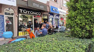 7nci kattaki evinden çıkan 81 yaşındaki şahıs binanın merdiven boşluğunda ölü bulundu