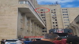 9. kattaki cama çıktı, polis ekiplerinin ikna çalışmasıyla indirildi