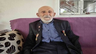 96 yaşındaki Kore Gazisi, hatıralarını gözyaşlarıyla anlattı