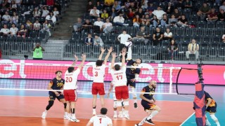 A Milli Erkek Voleybol Takımı, Romanyaya mağlup oldu