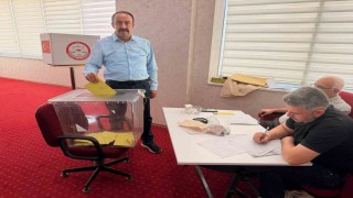 Adıyaman Veteriner Hekimleri Odasında Orhan Öztürk Güven tazeledi