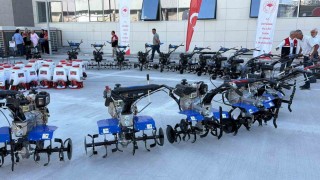 Adıyaman'da çiftçilere tarım alet ve ekipmanı desteği