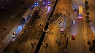 Afyonkarahisar'da tır ile otomobiller çarpıştı: 1 ölü, 7 yaralı