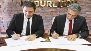 Ağrı Şeker Fabrikası ile Milli Eğitim Müdürlüğü arasında iş makineleri operatörü yetiştirme protokolü imzalandı