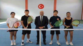 Ağrı'da Türkiye Tenis Ligi Doğu Anadolu Bölgesi Turnuvası başladı