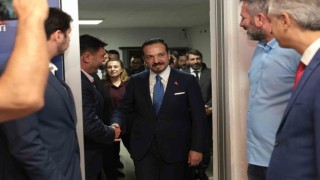 AK Parti Genel Başkan Yardımcısı Zorlu: Ana muhalefet kendi içerisinden başka bir muhalefet çıkardı