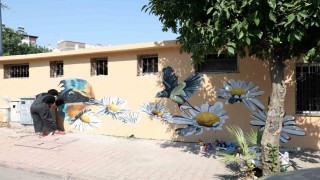 Akdenizin parkları sanatla renkleniyor