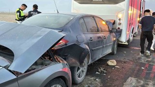 Aksarayda kum fırtınası zincirleme kazaya neden oldu: 16 yaralı