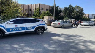 Alacak verecek kavgasında göğsünden bıçaklandı