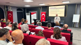 Altıeylülde gençlerle iletişim ve rehberlik süreçleri güçleniyor