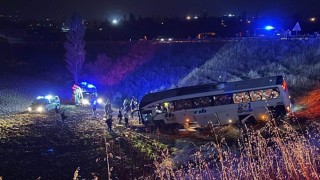 Amasya'da yolcu otobüsü şarampole uçtu: 24 yaralı