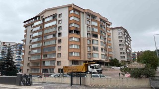 Ankara'da evde çıkan yangında mahsur kalan anne ile oğlu kurtarıldı