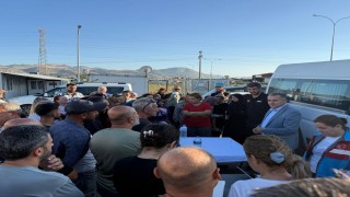 Antakyada konteynerde yaşayan depremzede vatandaşlara  tahliye süreci anlatıldı