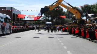 Antalya Büyükşehir Belediyesi filosuna 89 yeni araç