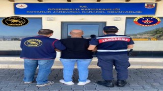 Antalyada JASATtan aranan şahıslara operasyon düzenlendi