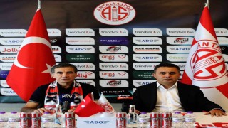 Antalyaspor, Osman Özköylü ile sezon sonuna kadar sözleşme imzaladı