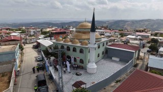 Asrın felaketinin ardından Hatay'da inşa edilen 135'inci cami ibadete açıldı
