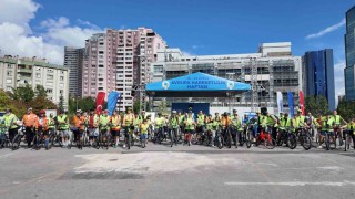Ataşehir'de "Avrupa Hareketlilik Haftası" coşkusu: Pedallar sağlıklı yaşam için çevrildi