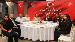 Aydın'da gaziler onuruna yemek programı düzenlendi