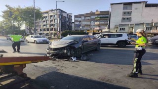Aydındaki kazada baba ve oğlu yaralandı