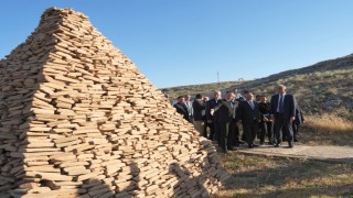 Bakan Ersoy, Perre Antik Kentinde yürütülen çalışmaları yerinde inceledi