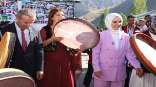 Bakan Göktaş: Güçlü aileler, güçlü gelecek demek