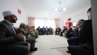 Bakan Güler, şehit Jandarma Er Emin Polat'ın baba ocağını ziyaret etti