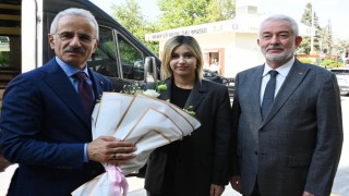 Bakan Uraloğlu: "Milli elektrikli trenin seri üretimine yıl sonu itibarıyla başlayacağız"