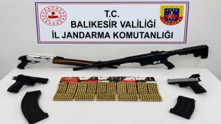 Bandırma ve Ayvalıkta silah ticareti operasyonu: 10 şüpheli yakalandı