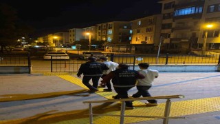 Bartın'da uyuşturucu operasyonu: 8 gözaltı