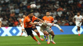 Başakşehir, sahasında Galatasaraya karşı galibiyet hasreti 9 maça çıktı
