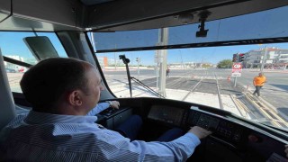 Başkan Altay, tamamlanan Adliye-Şehir Hastanesi Tramvay Hattında test sürüşü yaptı