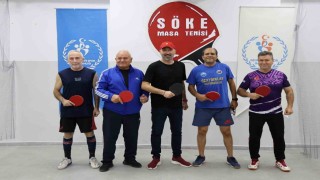 Başkan Arıkan, Söke Belediyesporlu masa tenisçilerin antrenmanına katıldı
