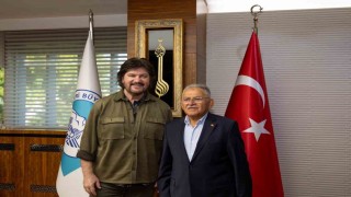 Başkan Büyükkılıç, Ahmet Şafakı ağırladı, konser coşkusuna ortak oldu