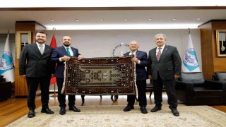 Başkan Büyükkılıç, AK Parti Genel Başkan Yardımcısı Faruk Acar'ı ağırladı