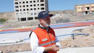 Başkan Çolakbayrakdar: Cıvıl cıvıl çocuk sesleriyle yankılanan bir yaşam alanı oluşturuyoruz