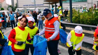 Başkan Çolakbayrakdar: "Daha güzel bir gelecek için durmadan çalışıyoruz"