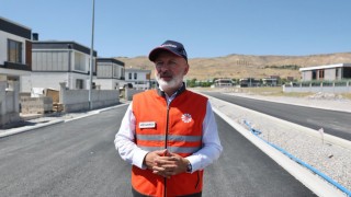 Başkan Çolakbayrakdar: Yatay mimariyle gelişen Ertuğrulgaziye konforlu ulaşım kazandırıyoruz